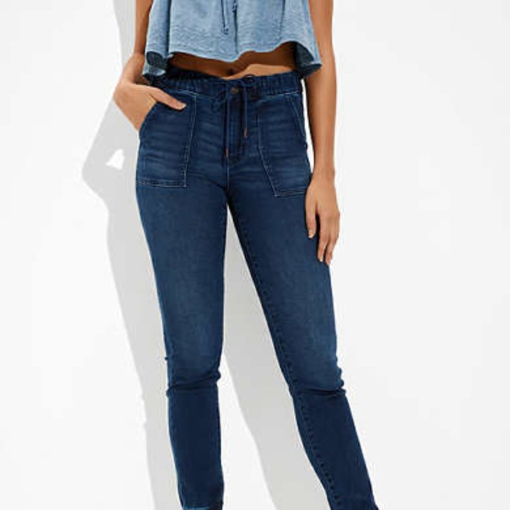 NWT- American Eagle High Waisted Jegging Jeans-Size 10